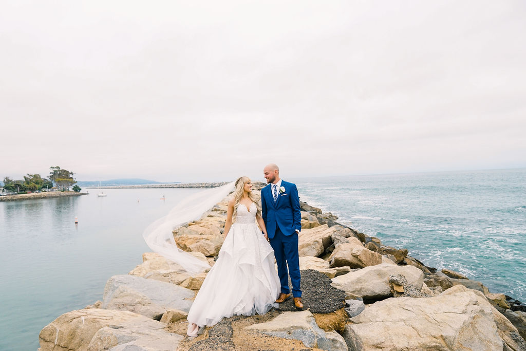 22 Bride _ groom at the Jetty in Dana Point