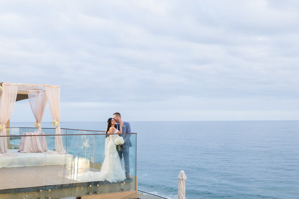 SURF_AND_SANDS_RESORT_LAGUNA_BEACH_WEDDING_PHOTOGRAPHY_VIVIAN&JEFF_ENCOR_STUDIO_SP-52